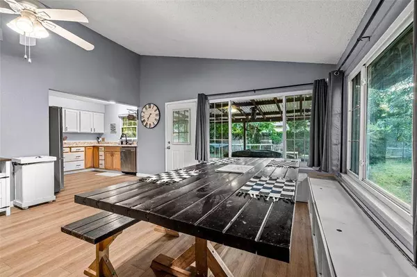 2837 Corrida Court, Grand Prairie, TX 75052