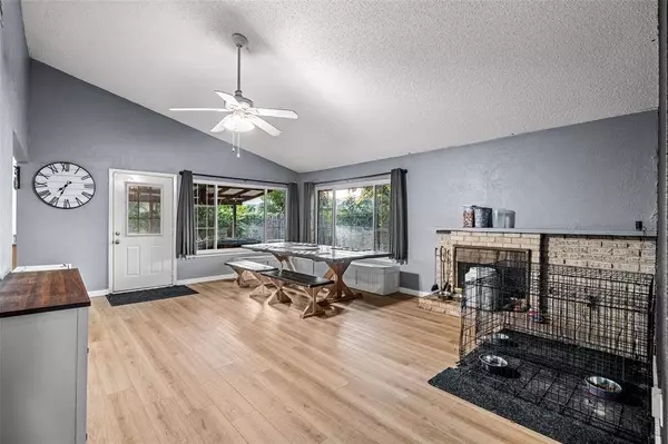 2837 Corrida Court, Grand Prairie, TX 75052