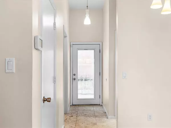 4110 Travis Street #E, Dallas, TX 75204