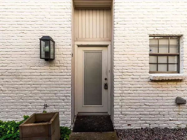 4110 Travis Street #E, Dallas, TX 75204