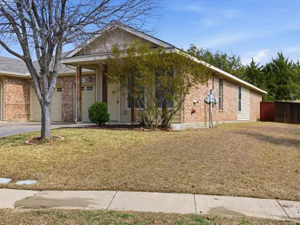 364 & 366 Armstrong Lane, Lavon, TX 75166