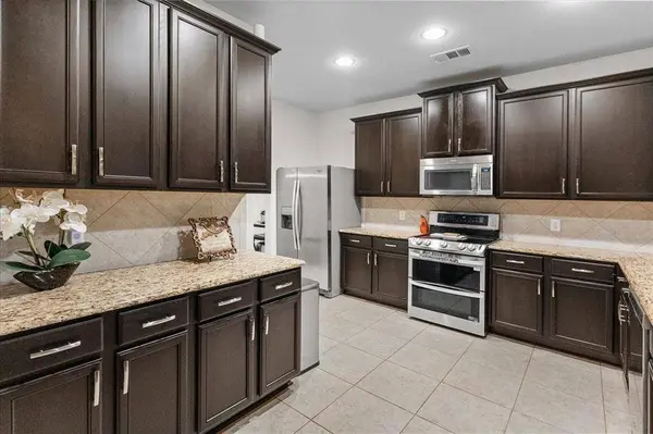 2529 Spring Meadow Drive, Denton, TX 76209