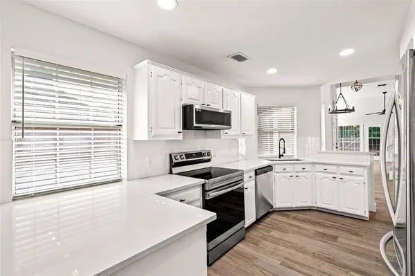 381 Arbor Lane, Euless, TX 76039