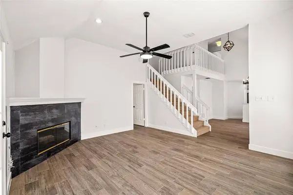 381 Arbor Lane, Euless, TX 76039