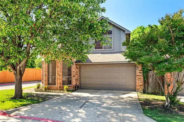 381 Arbor Lane, Euless, TX 76039