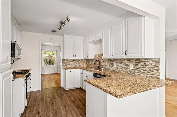 407 John Arden Drive, Waxahachie, TX 75165