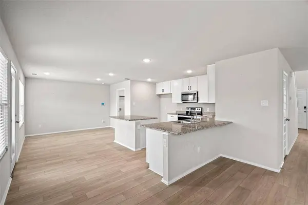 7904 Schooner Drive, Fort Worth, TX 76179