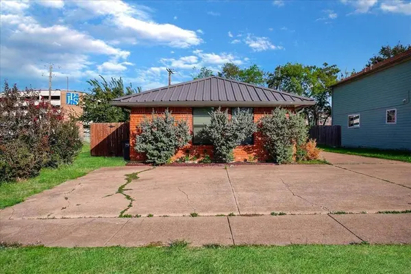 1703 May Street, Fort Worth, TX 76110