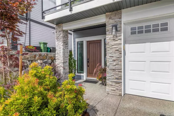 2544 Obsidian Pl, Langford, BC V9B 5L4