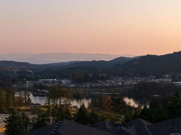 2544 Obsidian Pl, Langford, BC V9B 5L4