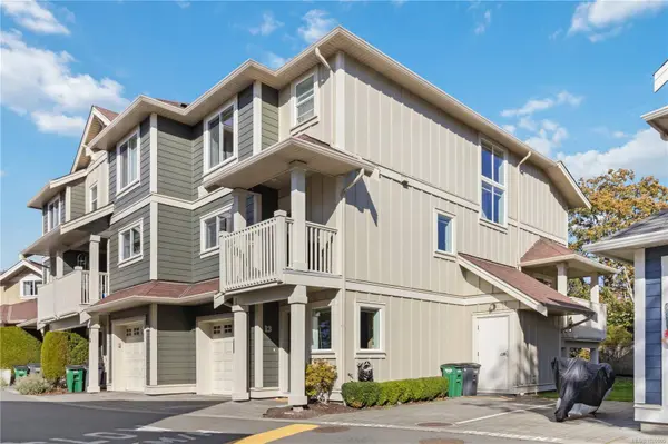 4583 Wilkinson Rd #13, Saanich, BC V8Z 5C3