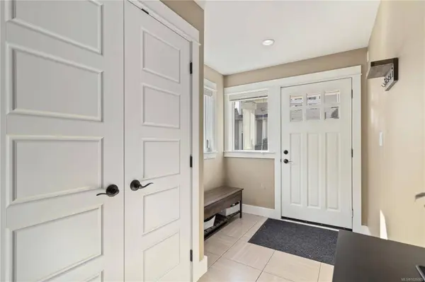 4583 Wilkinson Rd #13, Saanich, BC V8Z 5C3