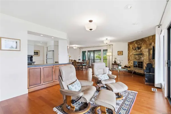 817 Aros Rd, Cobble Hill, BC V8H 0A1