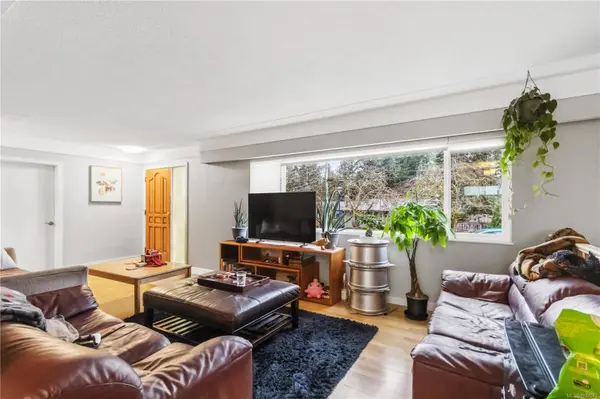 2351 Bellamy Rd, Langford, BC V9B 3M8