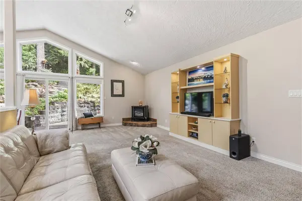 2439 Galland Rd, Shawnigan Lake, BC V0R 2W2