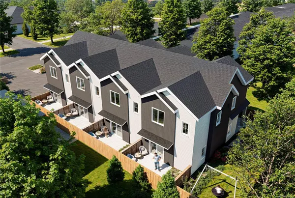 525 Paradise St ##4, Esquimalt, BC V9A 5E3