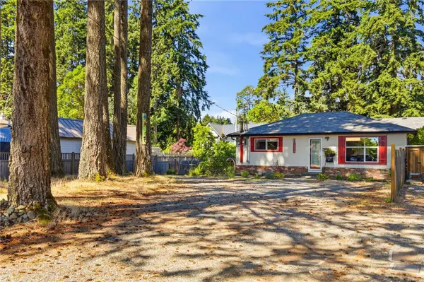 2872 Glen Lake Rd, Langford, BC V9B 4A7