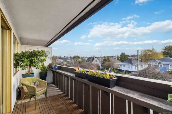 964 Heywood Ave ##211, Victoria, BC V8V 2Y5