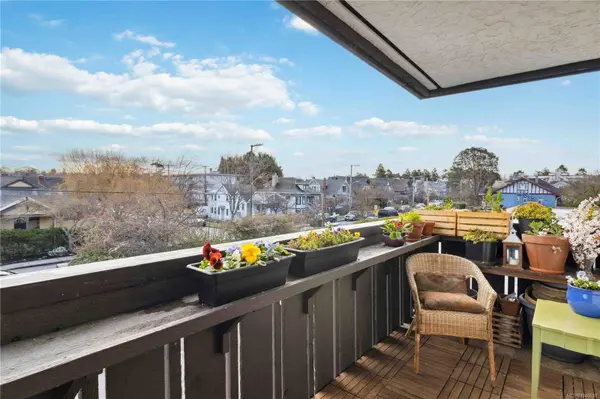 964 Heywood Ave ##211, Victoria, BC V8V 2Y5