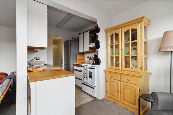 964 Heywood Ave ##211, Victoria, BC V8V 2Y5