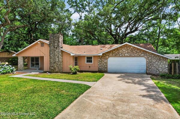 3604 Oakside Circle, Gautier, MS 39553