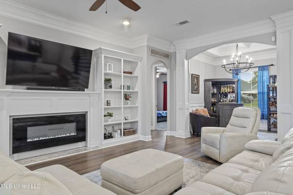 2987 Rue Acadian Gardens Drive, Biloxi, MS 39532