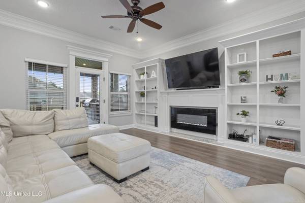 2987 Rue Acadian Gardens Drive, Biloxi, MS 39532