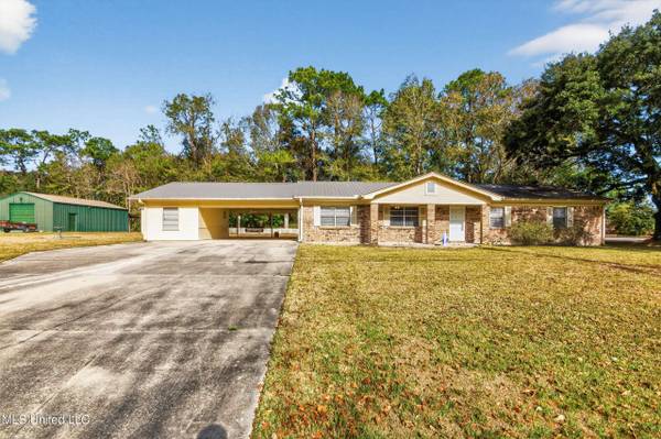 13700 Deneen Road, Vancleave, MS 39565