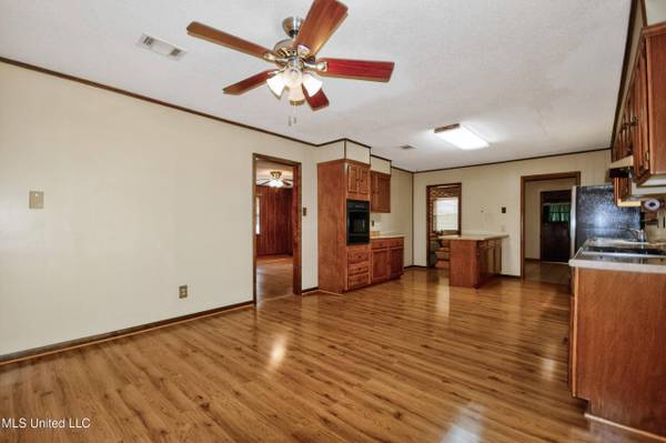 13700 Deneen Road, Vancleave, MS 39565