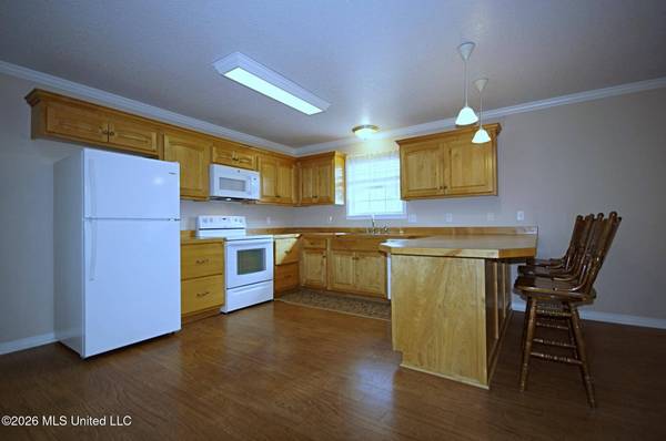 6008 Saint Martin Road, Biloxi, MS 39532