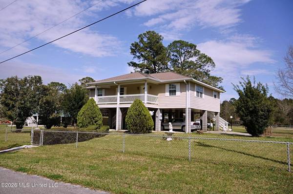 6008 Saint Martin Road, Biloxi, MS 39532