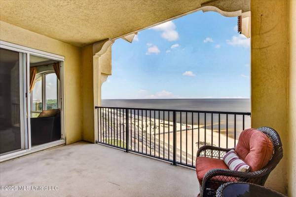 1200 Beach Drive #1203, Gulfport, MS 39507