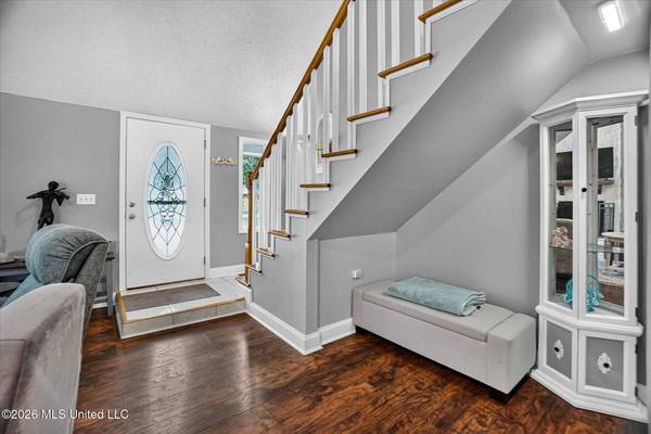 9211 Point Aux Chenes Road, Ocean Springs, MS 39564