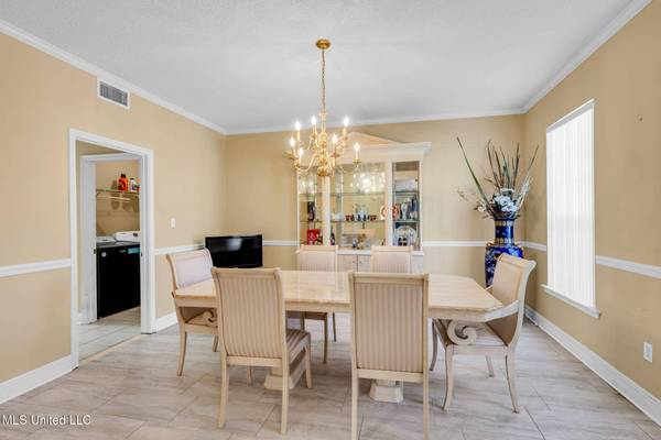 4608 Pinehaven Drive, Ocean Springs, MS 39564