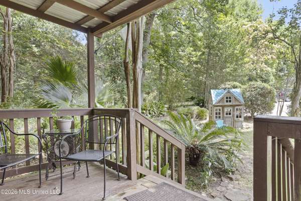 2831 Belmont Drive, Ocean Springs, MS 39564