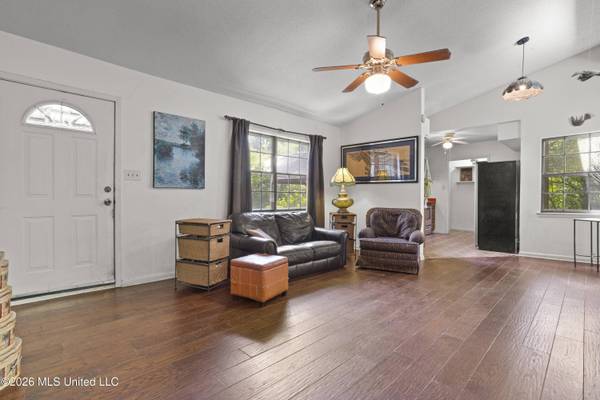2831 Belmont Drive, Ocean Springs, MS 39564