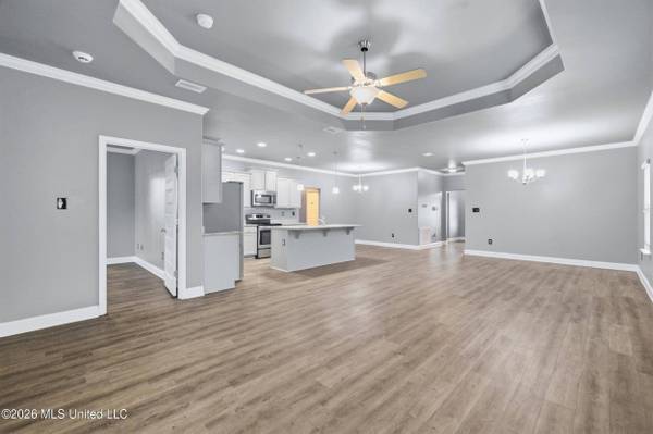 212 Sandy Drive, Ocean Springs, MS 39564