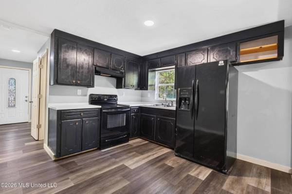 1006 W Hinton Avenue, Lumberton, MS 39455