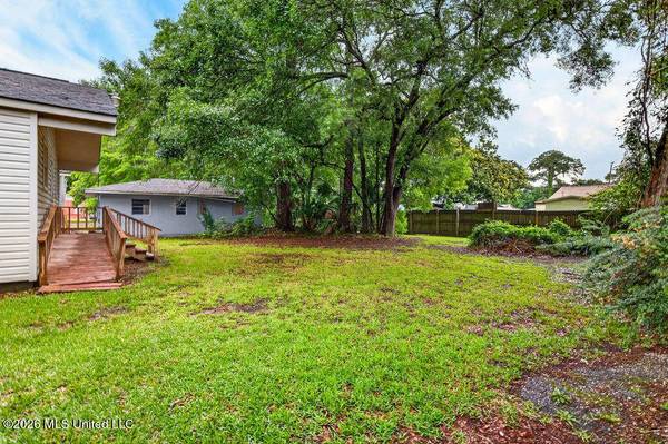2414 Ingalls Avenue, Pascagoula, MS 39567