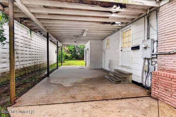 2414 Ingalls Avenue, Pascagoula, MS 39567