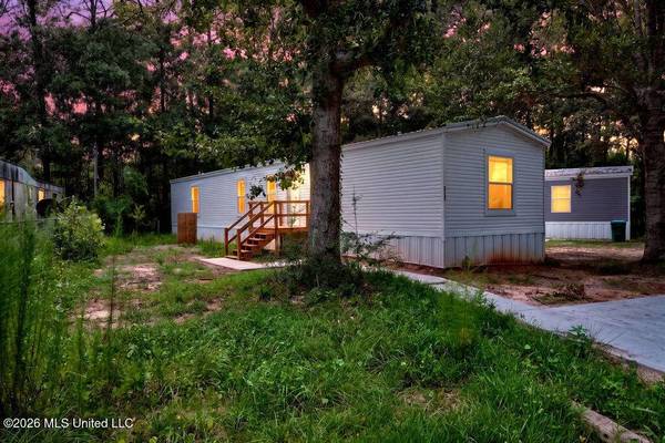 7729 Narcissus Drive, Gautier, MS 39553
