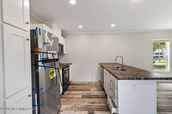 7729 Narcissus Drive, Gautier, MS 39553
