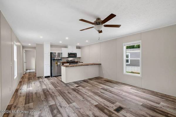 7729 Narcissus Drive, Gautier, MS 39553