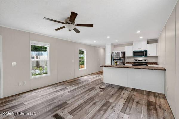 7729 Narcissus Drive, Gautier, MS 39553
