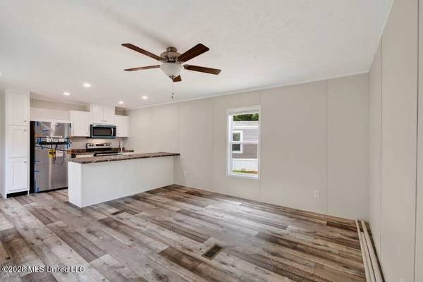 7729 Narcissus Drive, Gautier, MS 39553