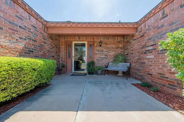 3907 Westminister Dr, Midland, TX 79707