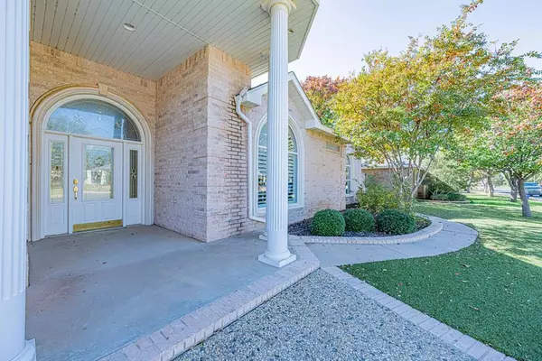 4705 Woodbar Court, Midland, TX 79707