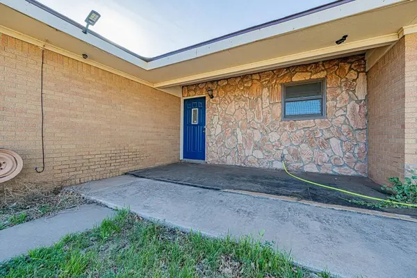 6600 South Service Rd I-20, Big Spring, TX 79720