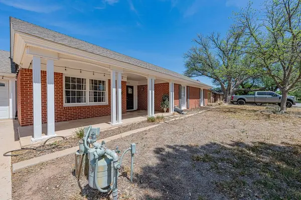 2818 Frontier Dr, Midland, TX 79705