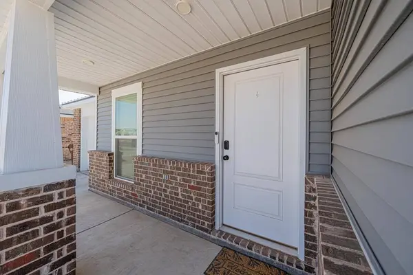 2808 Lighthouse Dr, Midland, TX 79705